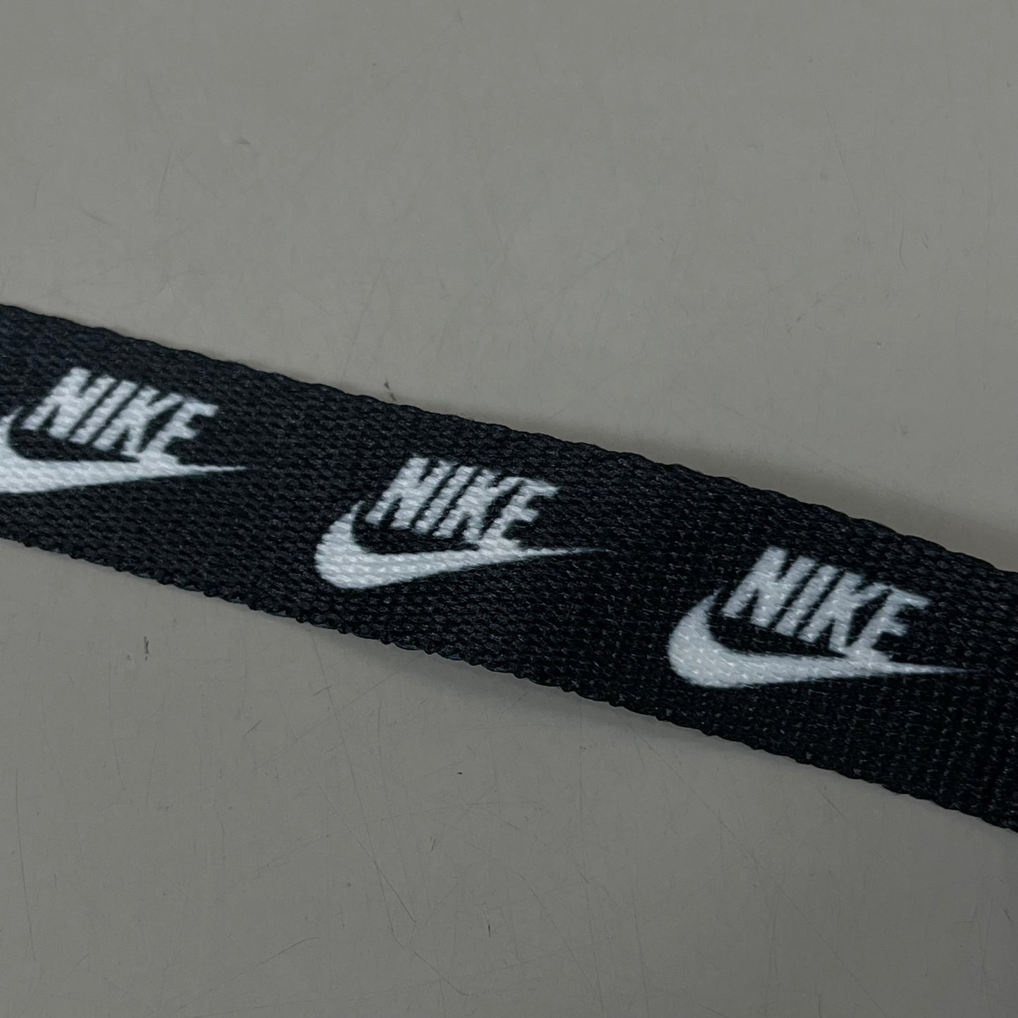 NIKE (2 PACK) Unisex Breakaway Lanyard 19" x 1" Black & White 89371
