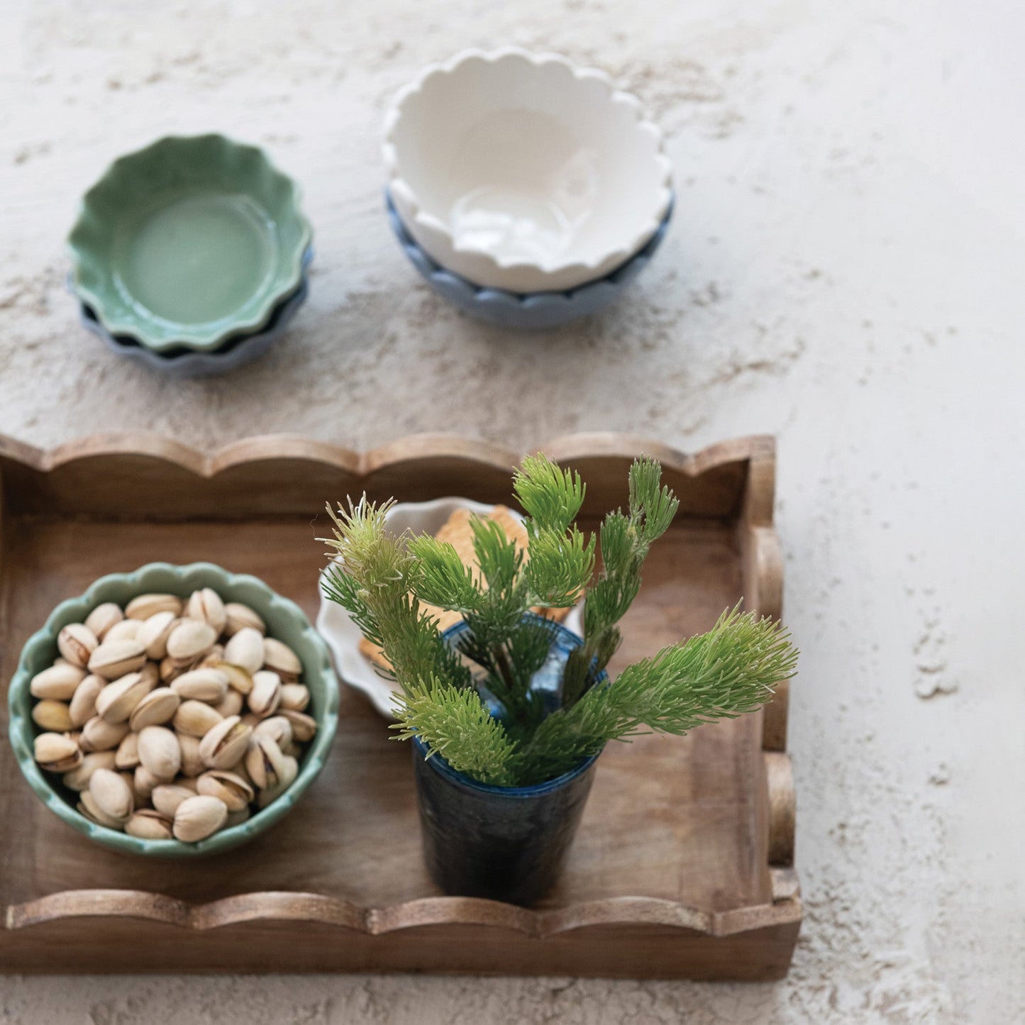 Mango Wood Scalloped Edge Tray