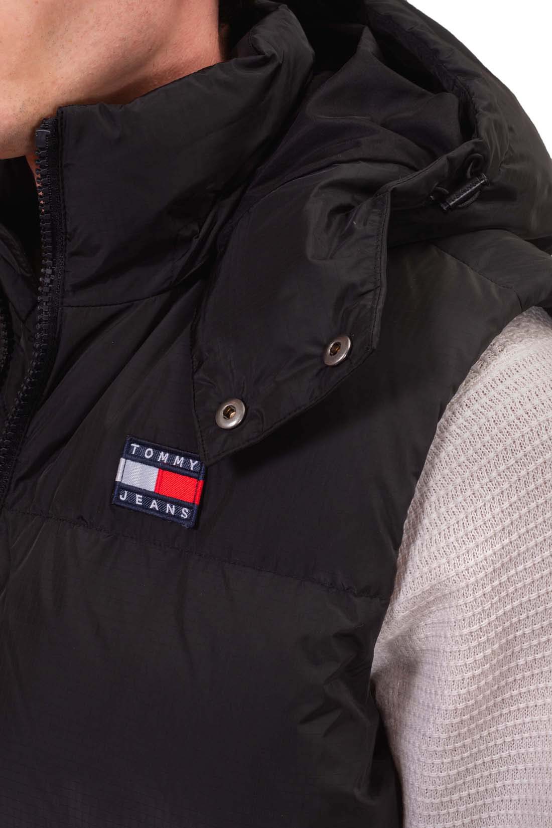 TOMMY JEANS - Men's sleeveless down jacket with removable hood-1