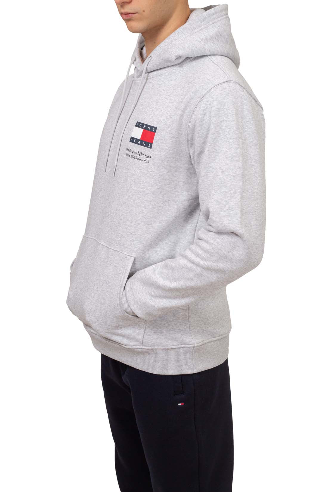 TOMMY JEANS - Men's regular hoodie with flag logo  - Size XXL-35