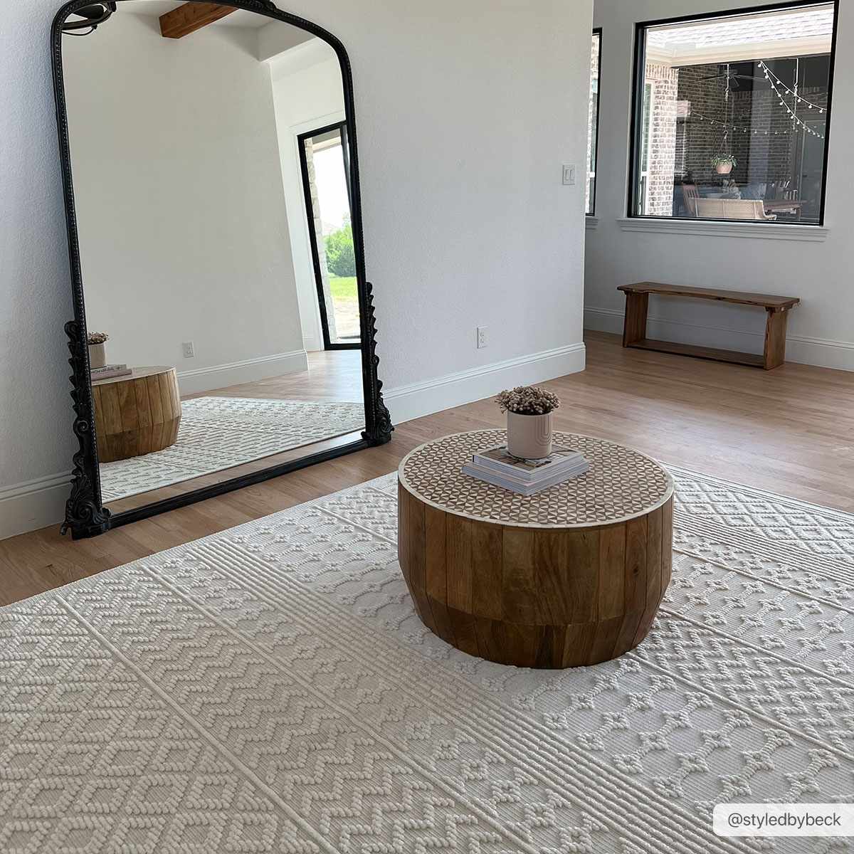 Drago White Washable Area Rug-0