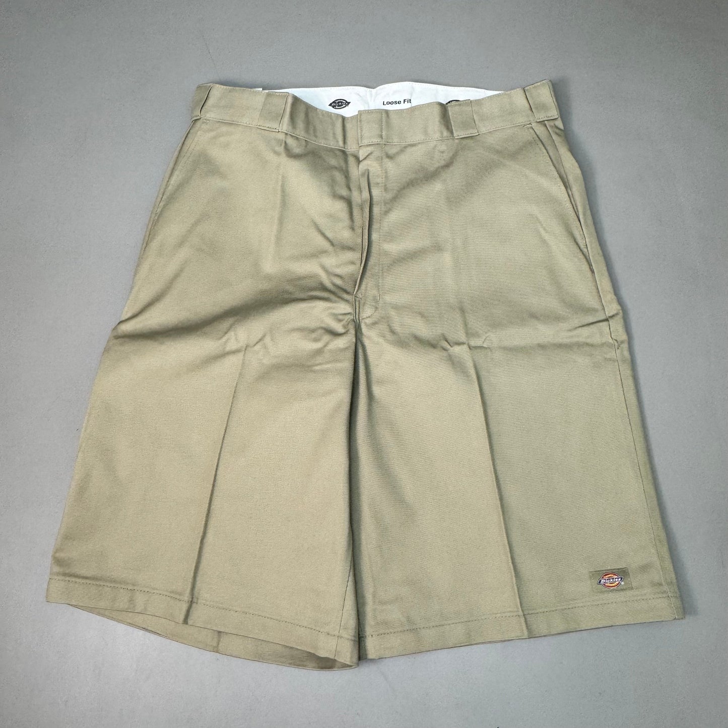 DICKIES Loose Fit Twill Work Shorts 13" Inseam Men's Sz 38 Khaki 42283KH
