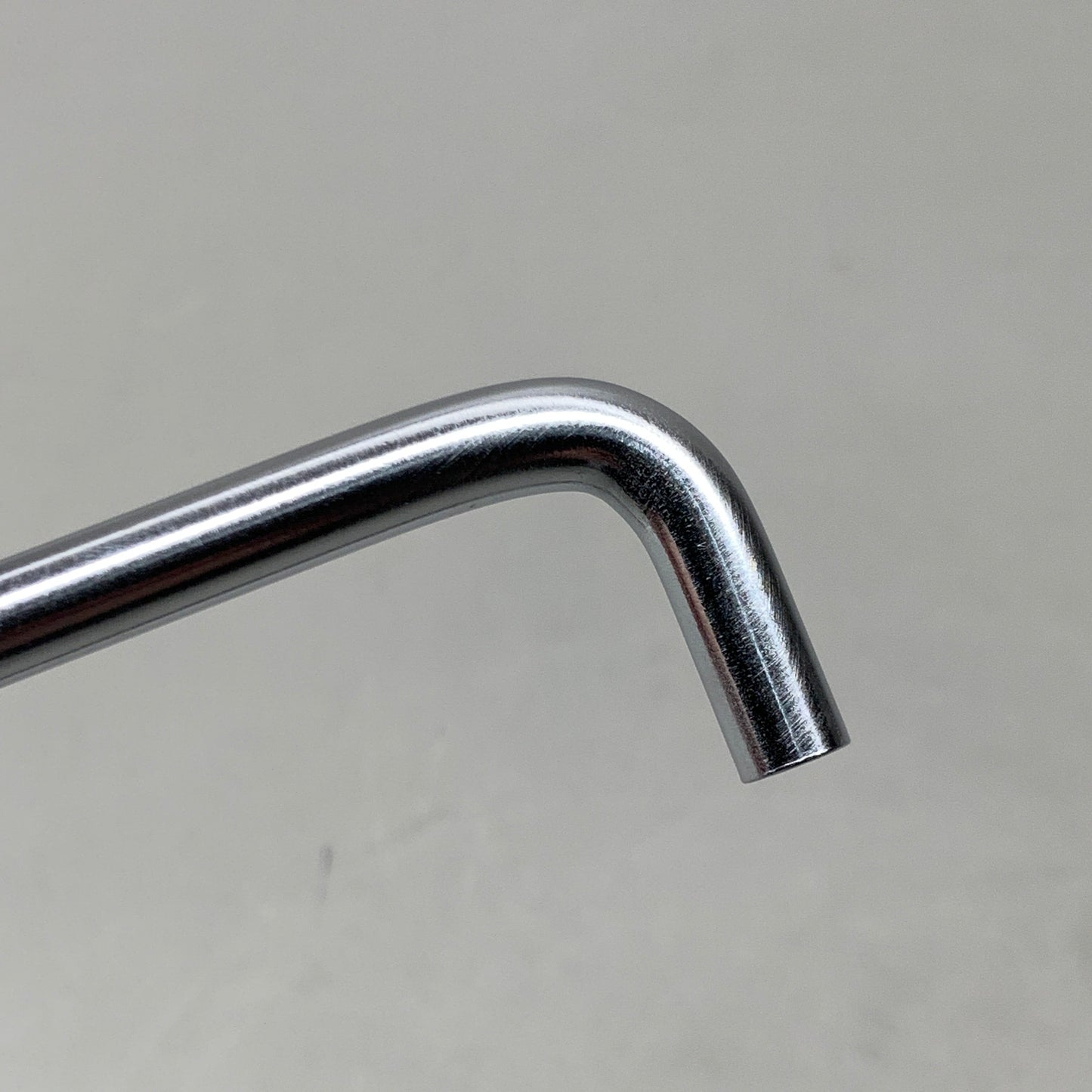 BERENSON (25 PACK) Advantage Wire Pull 4" CC Satin Chrome Steel Pull 6130-2SC-P