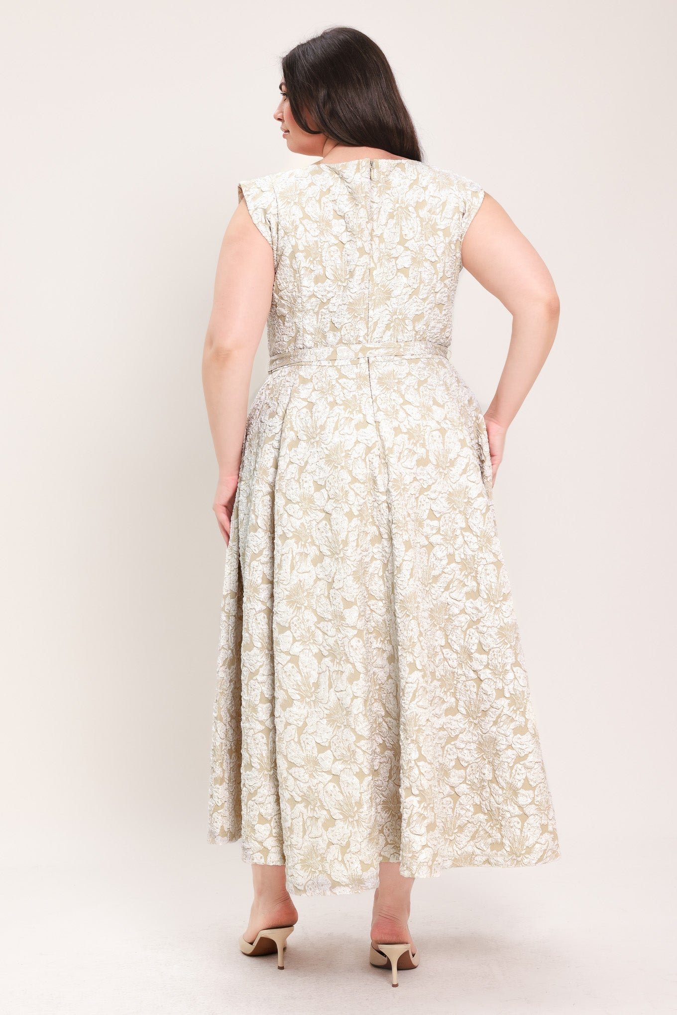 [PREORDER] STATEMENT IN IVORY WOVEN MIDI DRESS