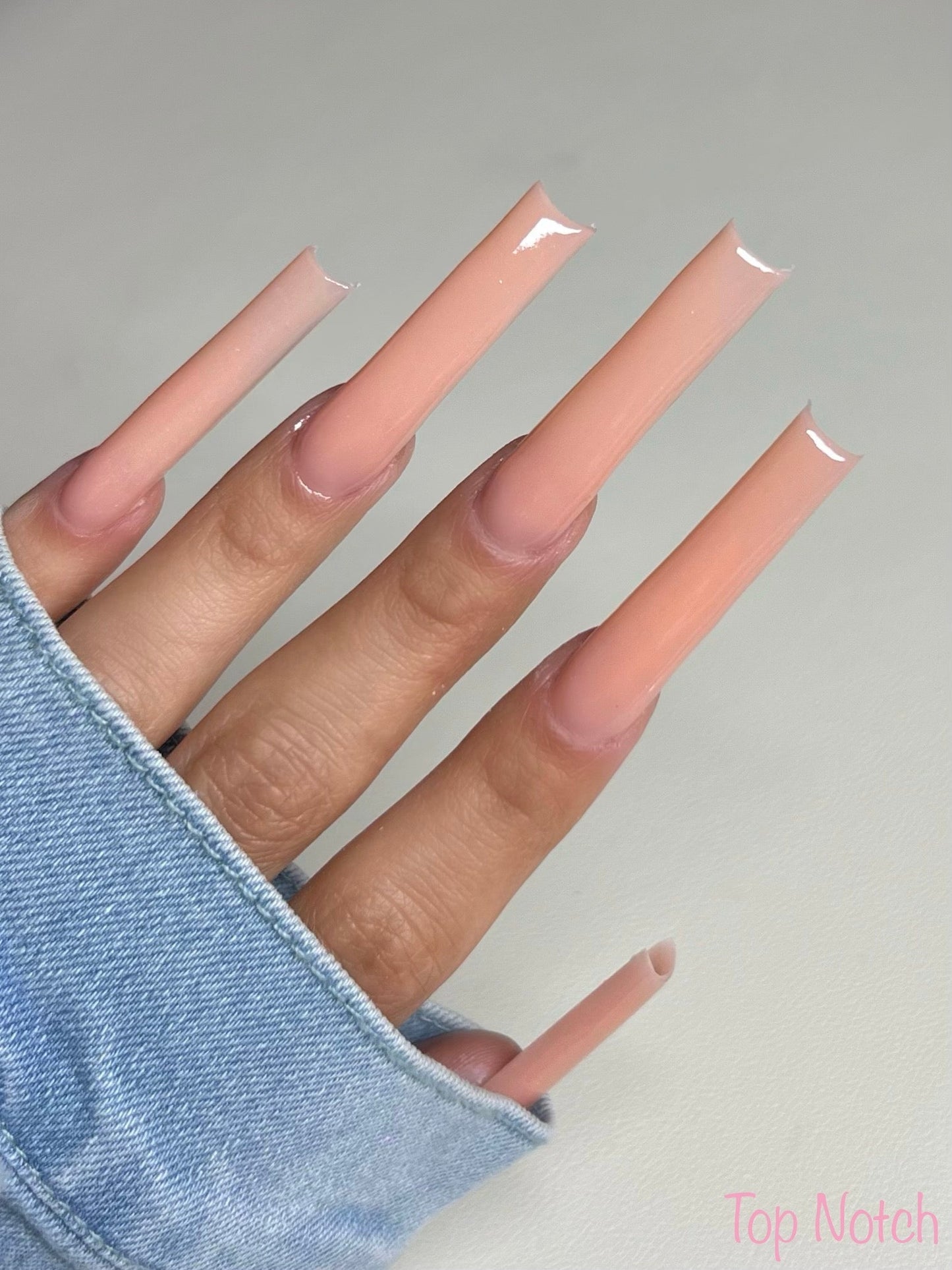 Buy 4 Acrylics & Get 1 FREE Monomer