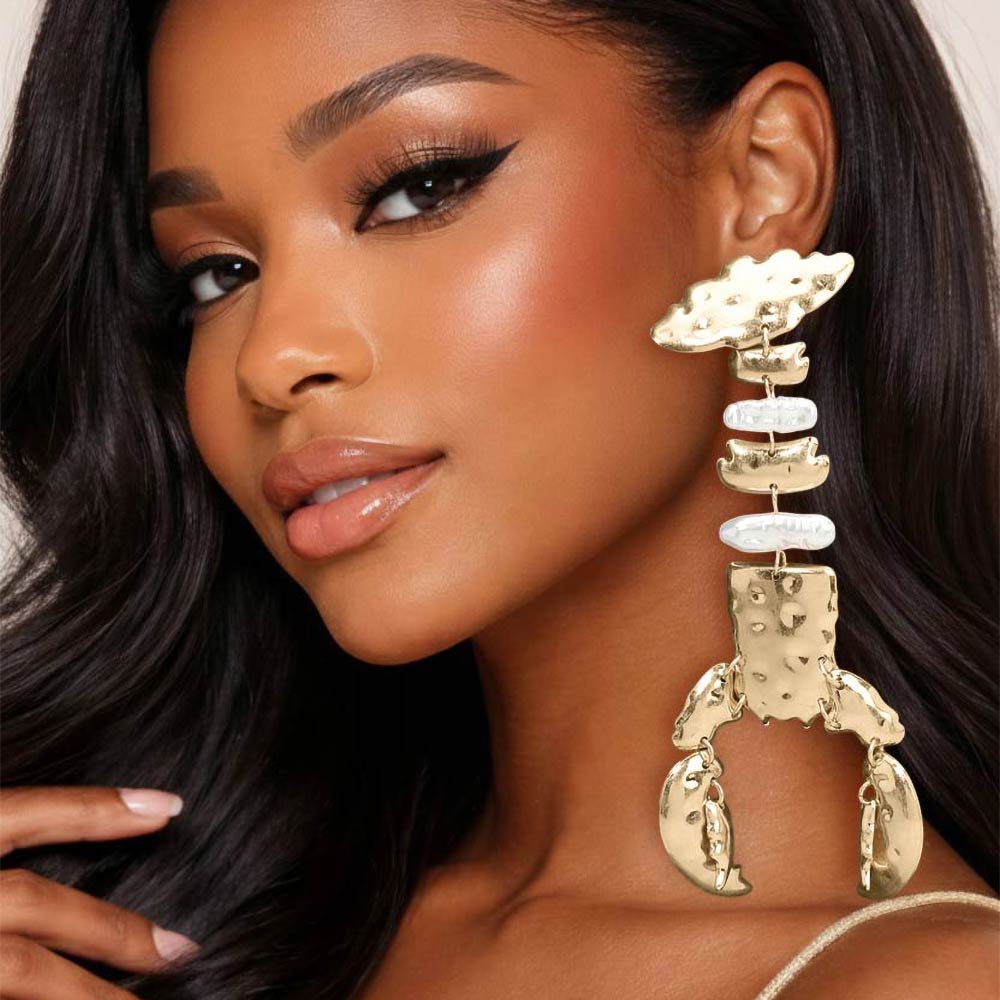 Bold Abstract Pearl Hammered Metal Lobster Link Drop Statement Earrings