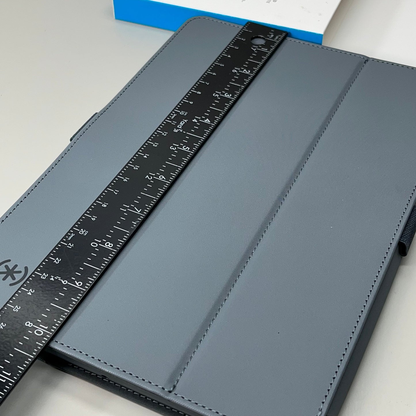 SPECK Balance Folio Case – 10.2” iPad ONLY (7th/8th/9th Gen 2019–2021) – NOT 9.7”