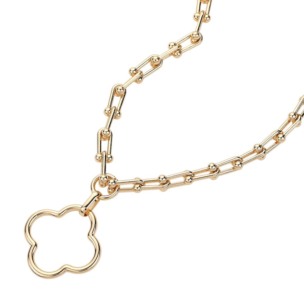 Open Quatrefoil Pendant Hardware Chain Necklace