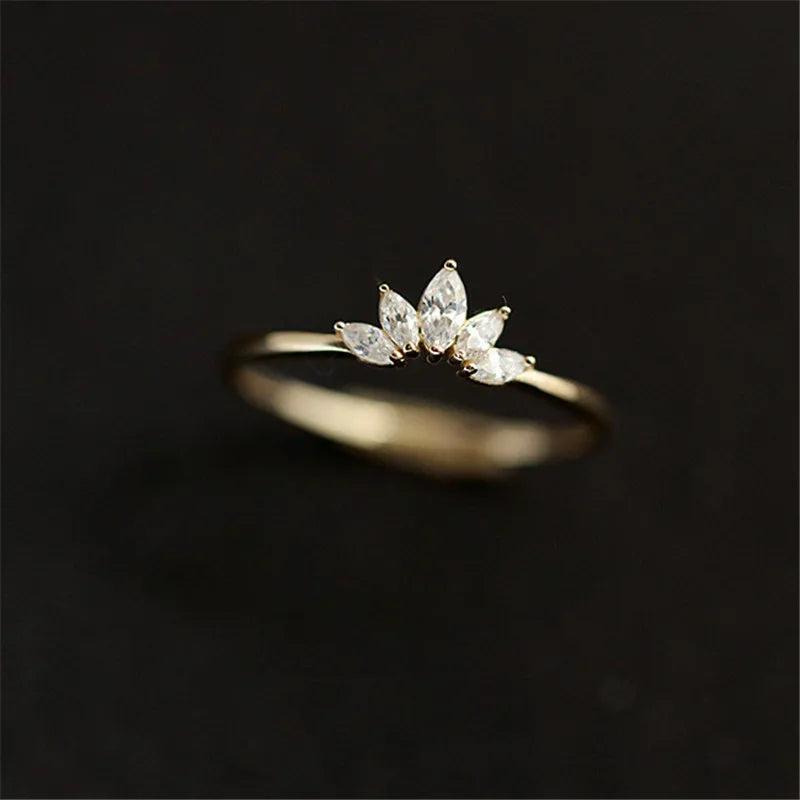 925 Sterling Silver Pavé Crystal Plating 14k Gold Simple Crown Ring Women Fashion Temperament Wedding Jewelry Accessories