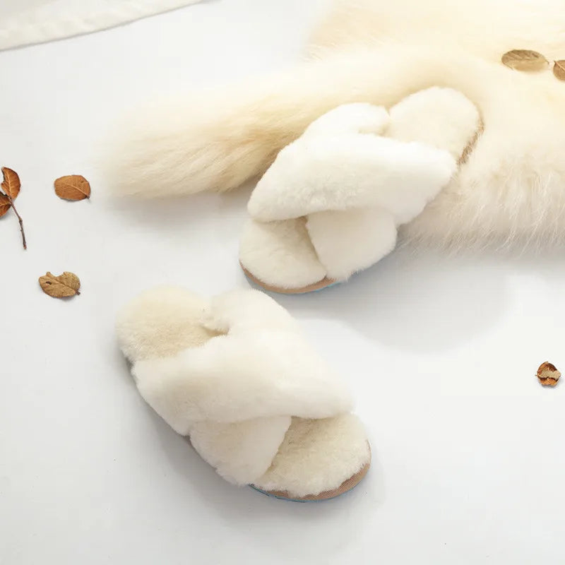 Plush Indoor Slippers Made of Real Wool - Natural Sheepskin Home Loungewear