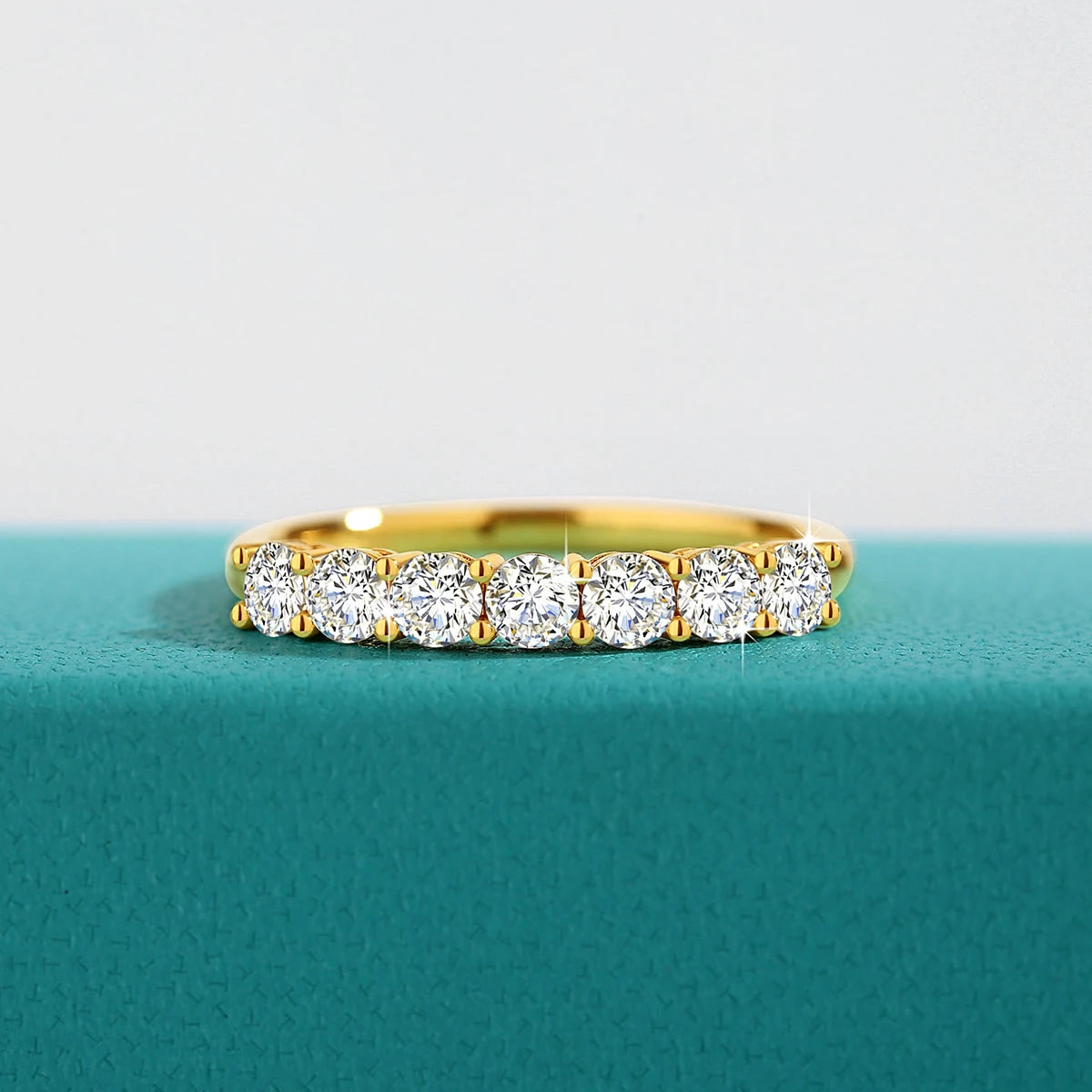Woman Fine Gold Jewelry Engagement Wedding Mini 7 Moissanite Diamonds Hollow 14K Real Gold Ring