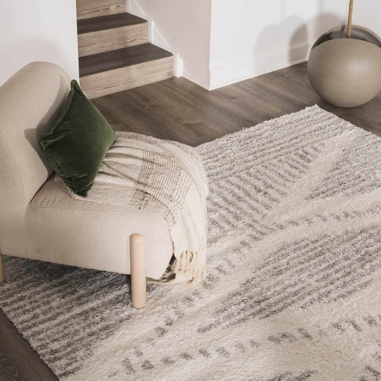 Trunding Plush Area Rug in Gray-2