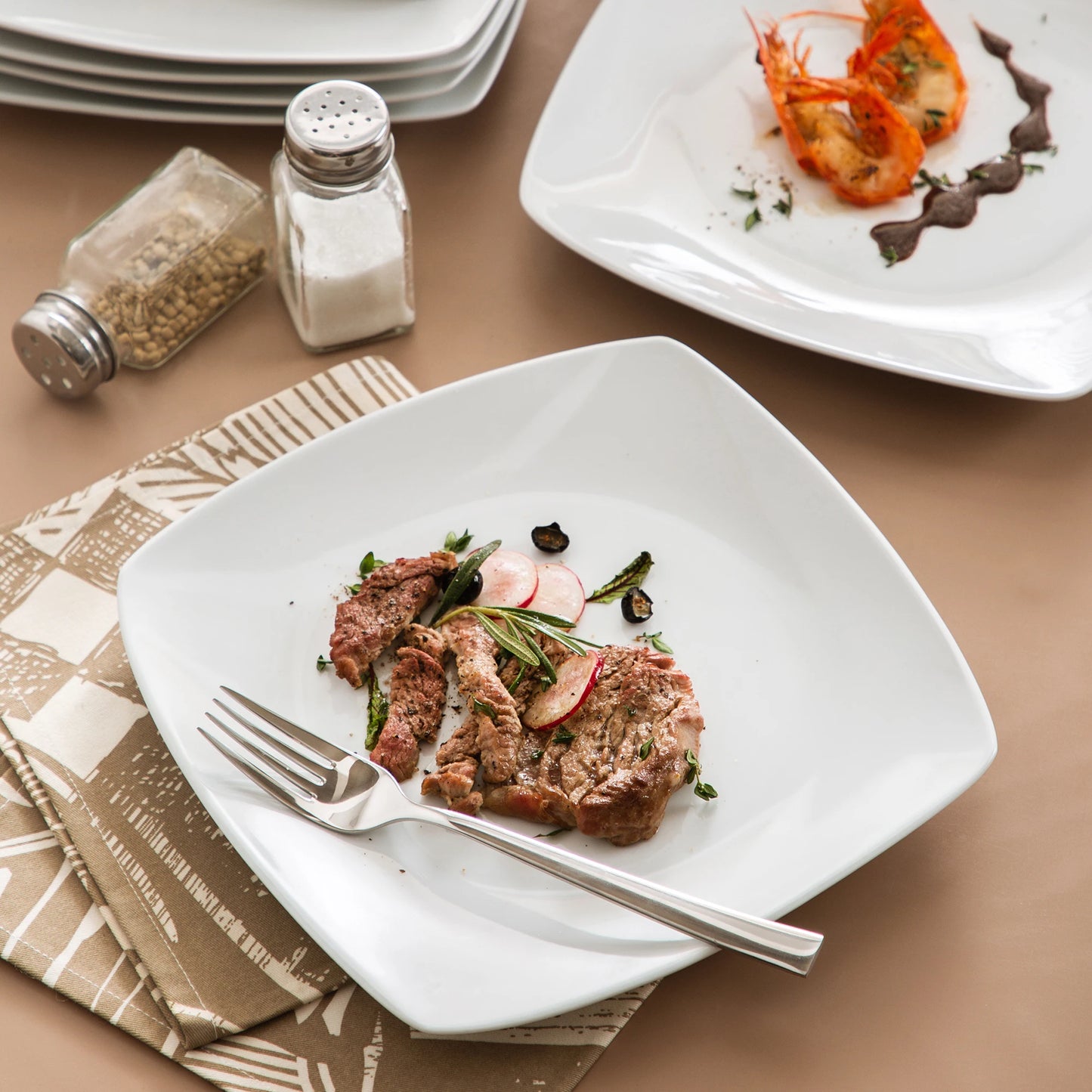 6/12 Piece White Square Porcelain Dinner Plate Set Dessert Plate Salad Fruit Beef Flat Plate Set (23.5 * 23.5 * 2cm)