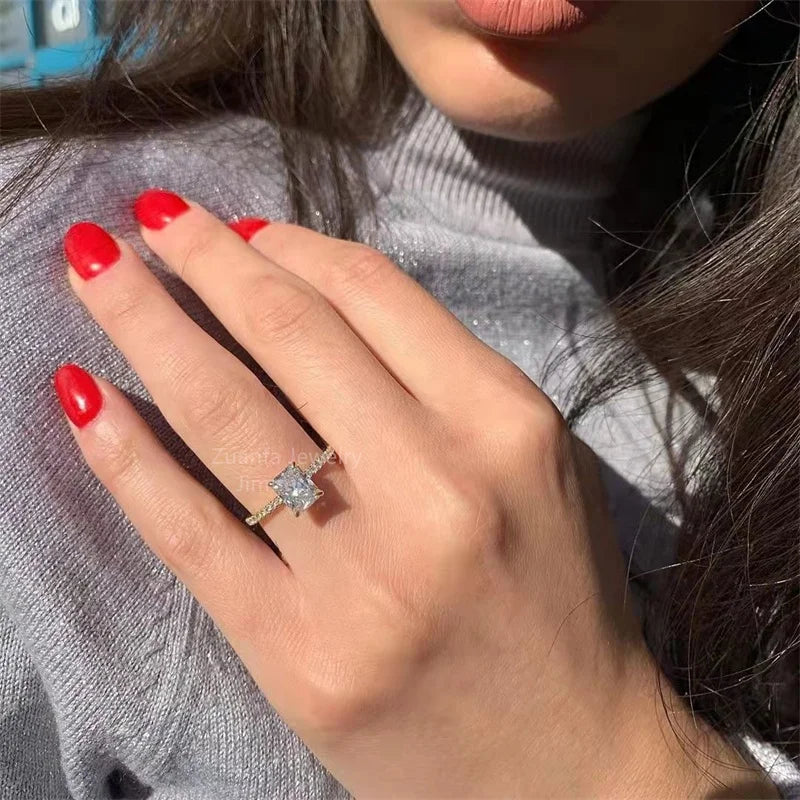 Custom 14k Gold Sparkle  Luxury Wedding Style VVS 3CT Gorgeous Brilliant Cut Radiant Moissanite Engagement Ring Women Bride