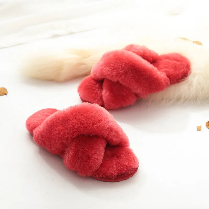 Plush Indoor Slippers Made of Real Wool - Natural Sheepskin Home Loungewear