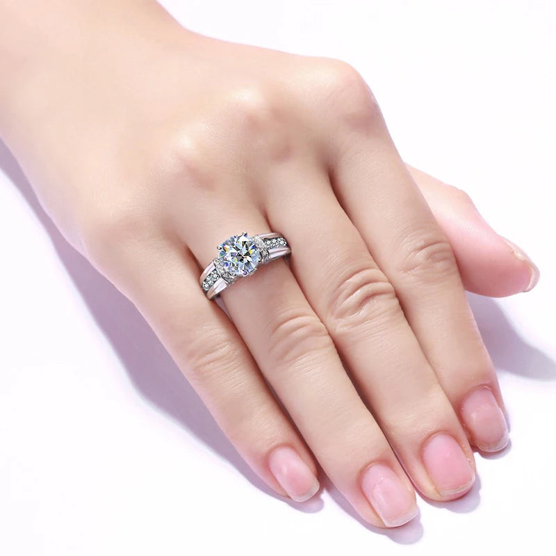 Luxury Women's High Jewelry Engagement Wedding Designer Rings Real 925 Silver 2 Carat Moissanite Diamond Rings