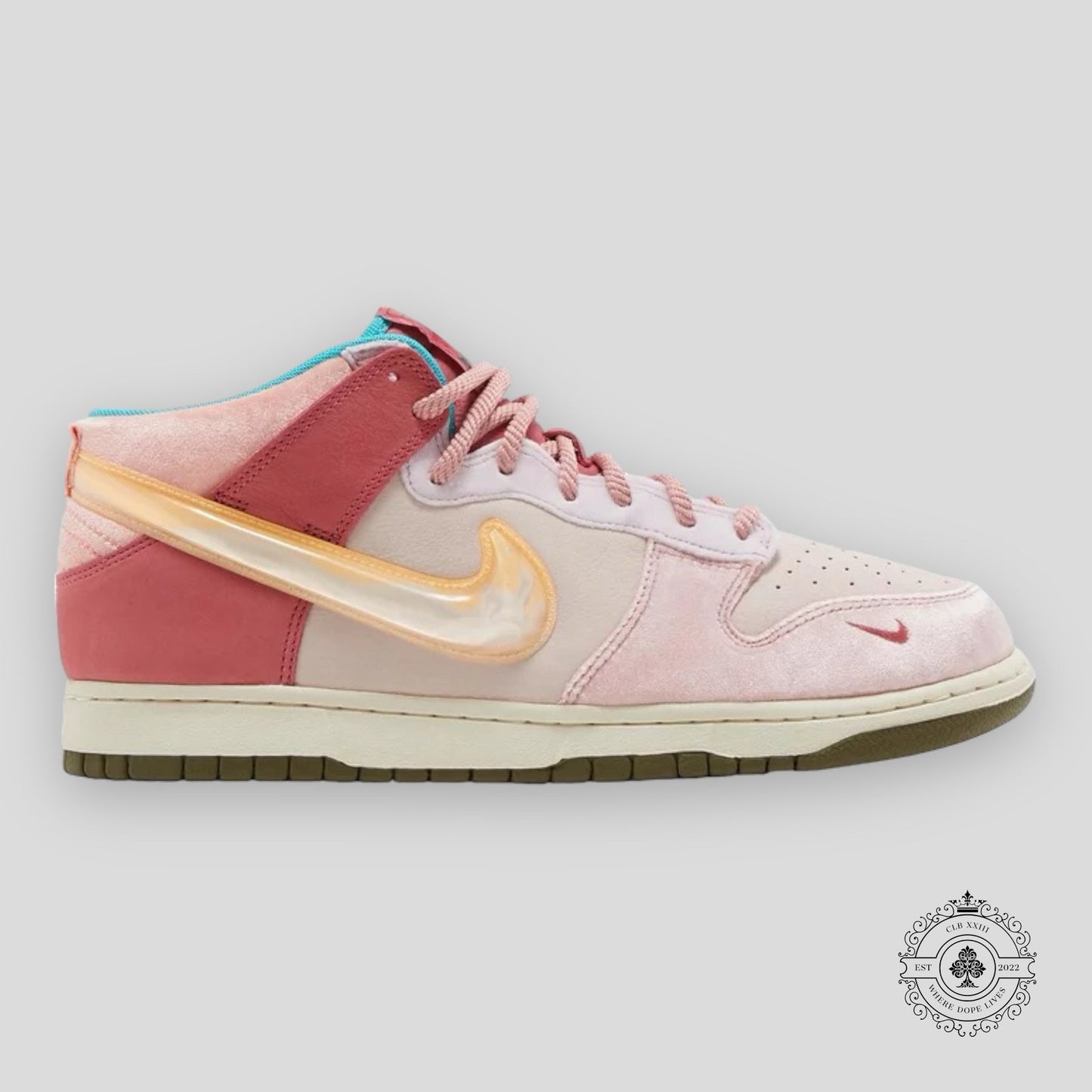 Nike Dunk Mid Social Status Free Lunch Strawberry Milk
