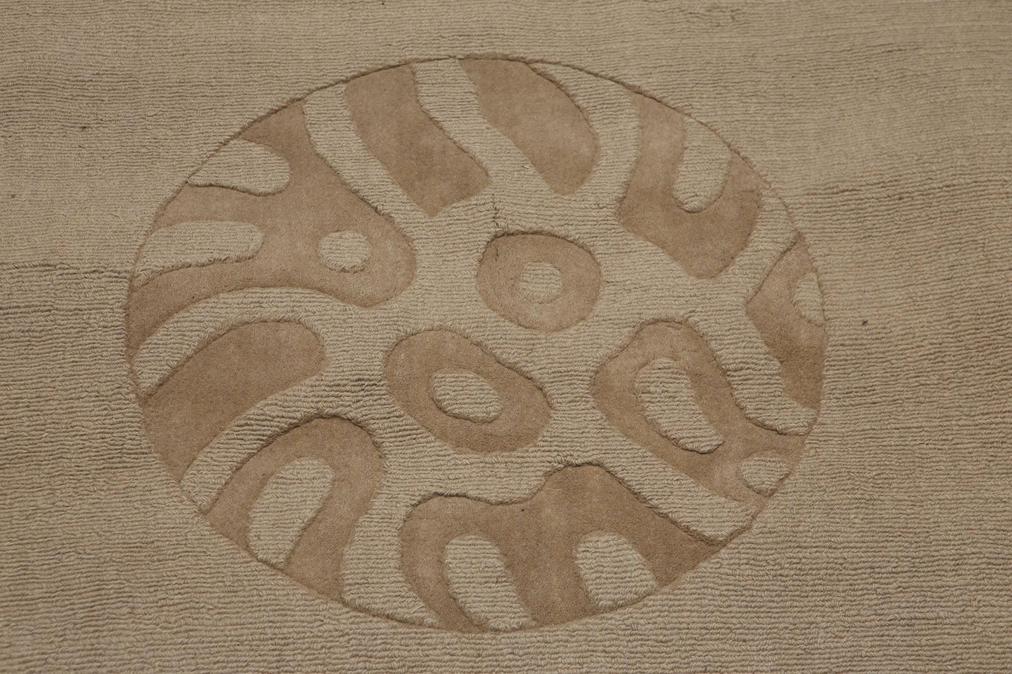 6'8" x 8'3" Handmade 100% Wool Modern Area rug Camel-4