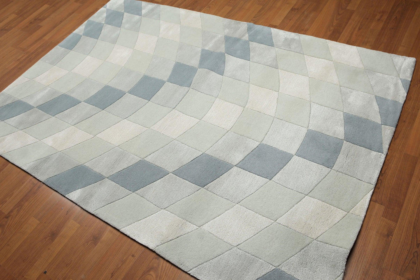 5' x 7'6" Handmade Modern Area rug Wool & viscose Sea foam-0