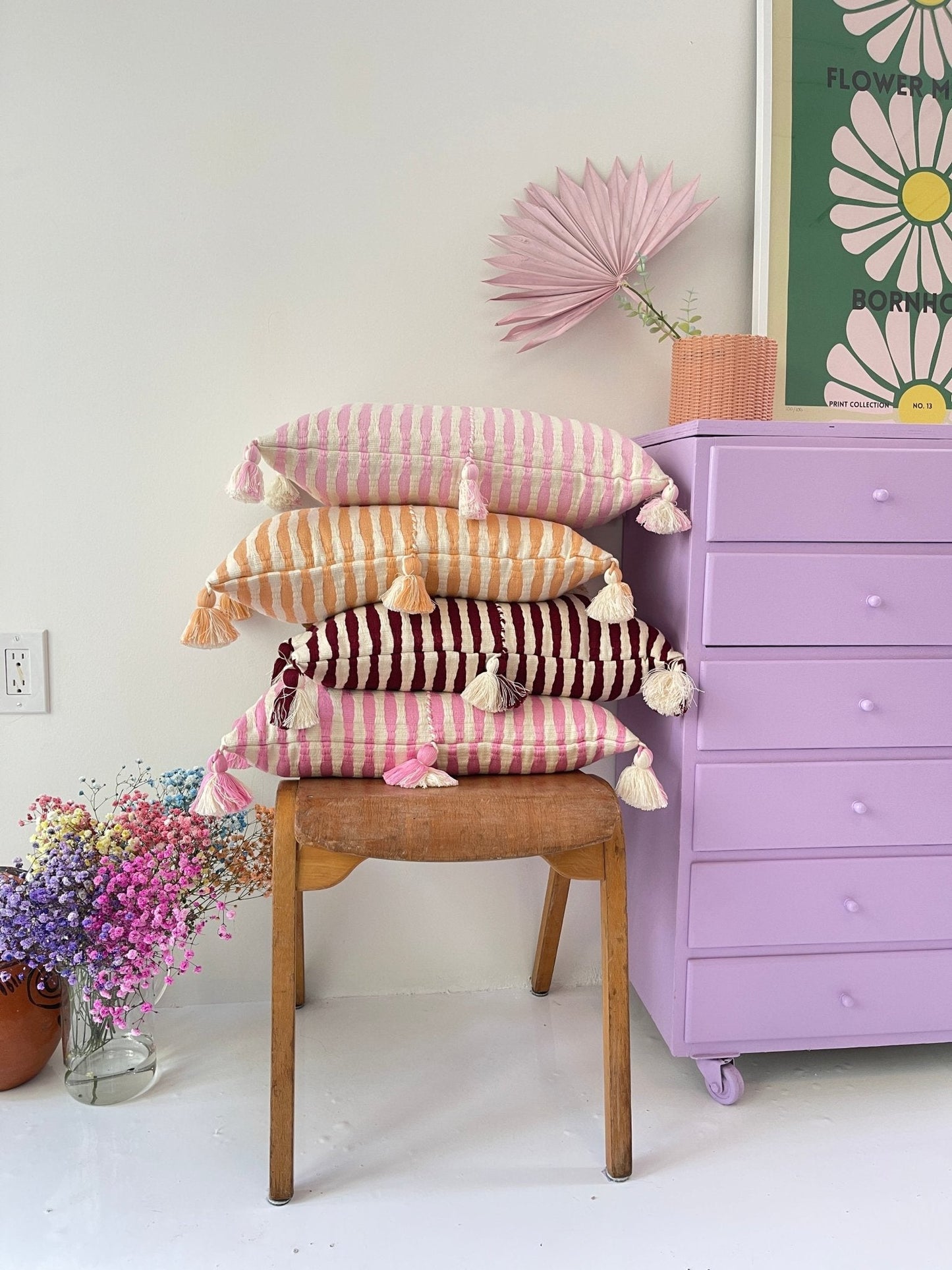 Antigua Pillow - Bubblegum Pink