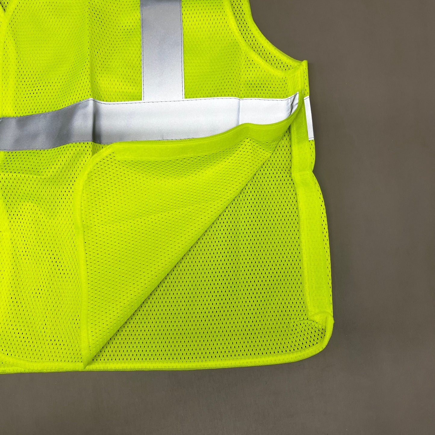 ASN INC Yellow Reflective Safety Vest Unisex Sz-2XL Neon Yellow 1409226 (New)