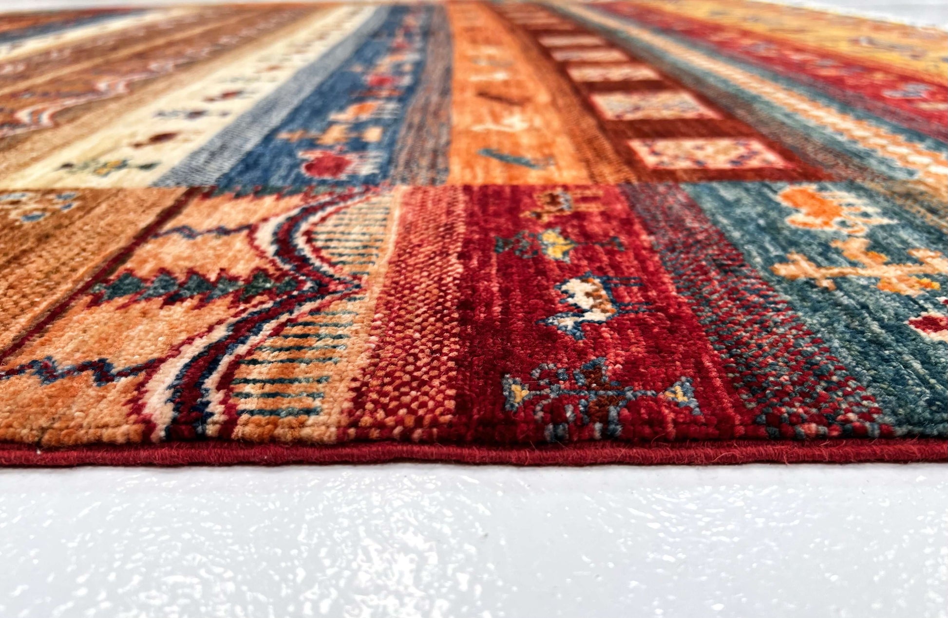 Khurjeen/Gabbeh (6'06"x6'10") rust/multicolor-3