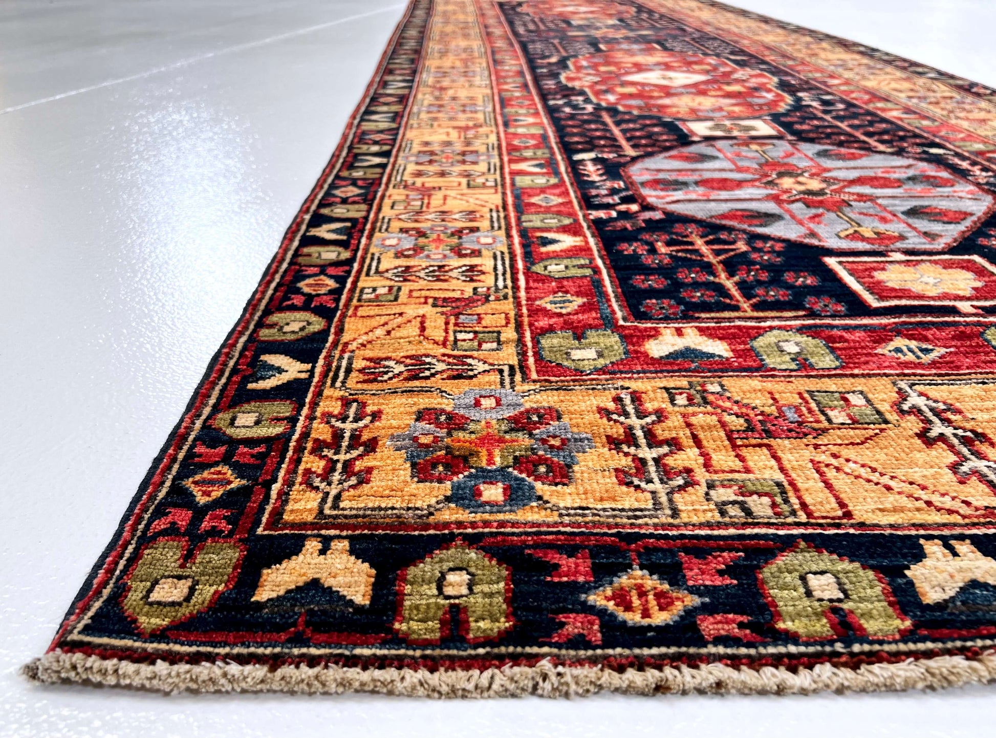 Heriz -nav/gld 3'03"x10' Runner-2