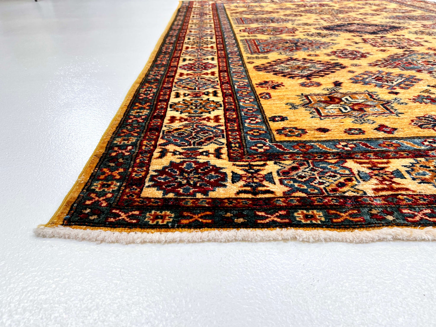 Super Kazak (5'08"x7'11") gold/ivory-2