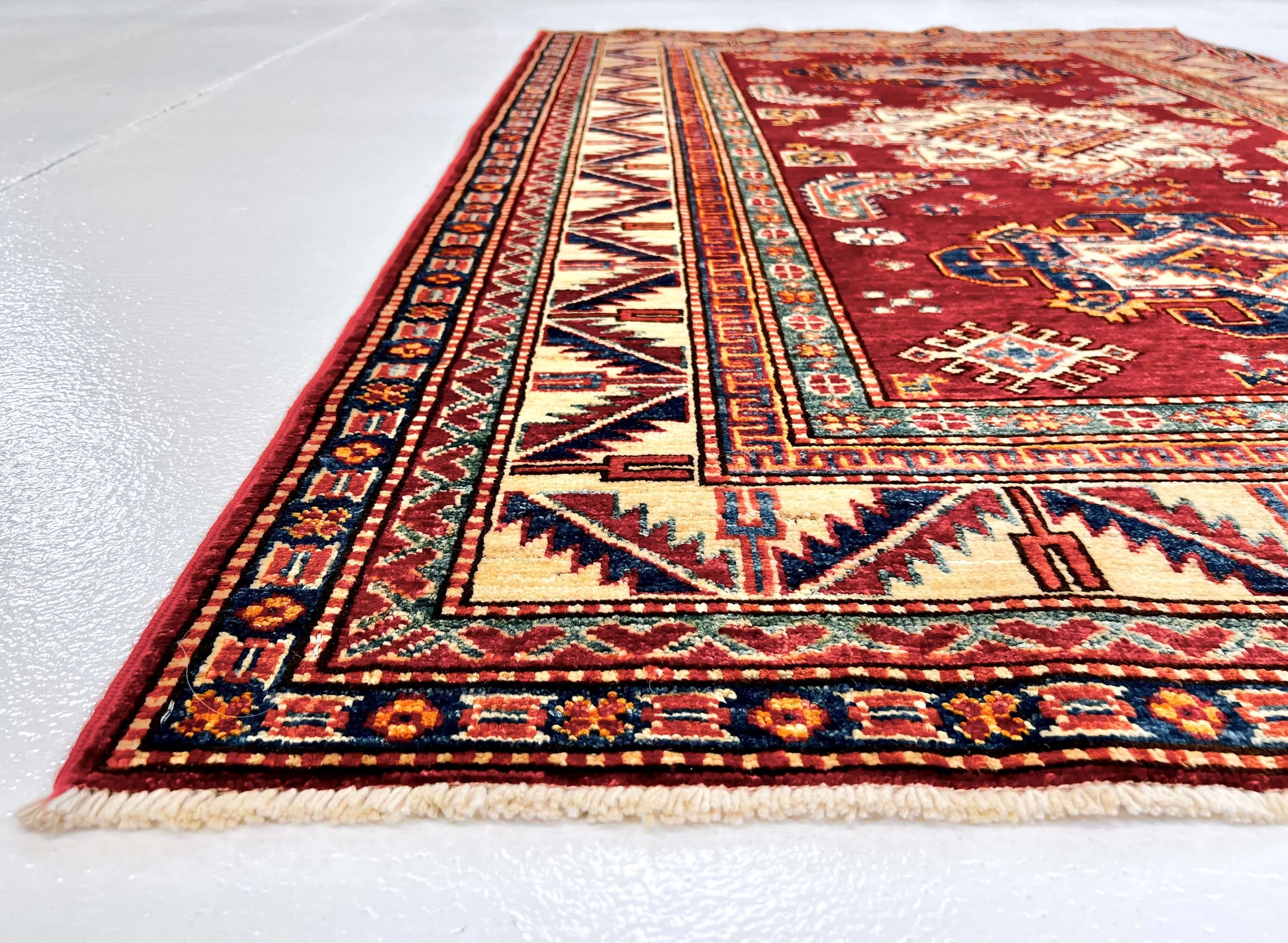 Super Kazak 4'00"x5'11" red/ivo-2