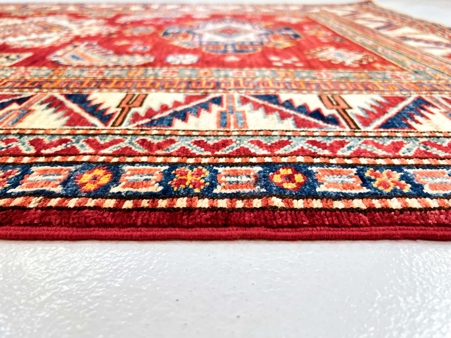 Super Kazak 4'00"x5'11" red/ivo-3