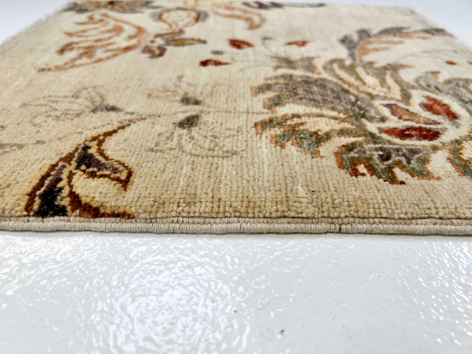 Vegetable-Dye with Silk Accents (18" square) ivory-2