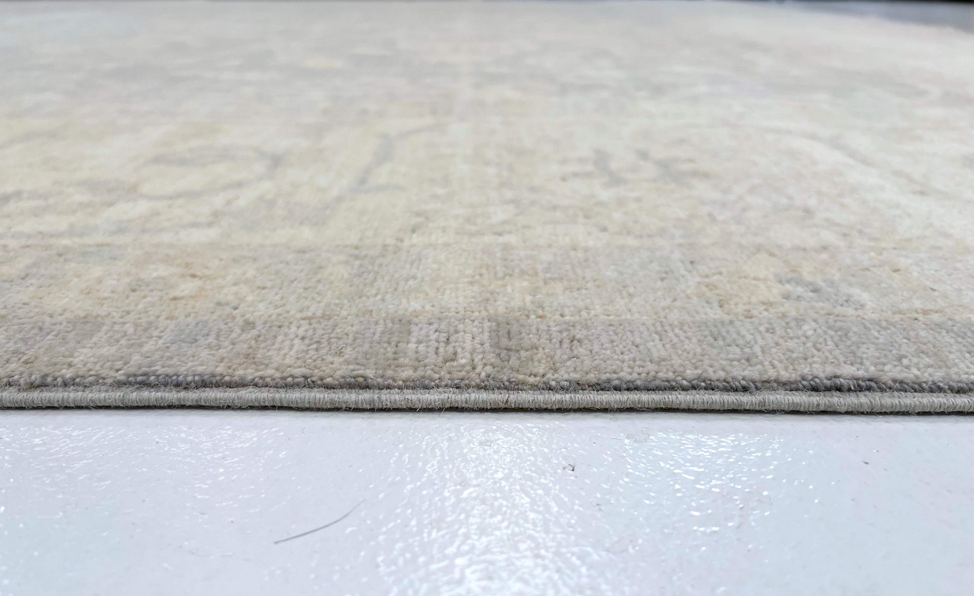 WhiteWash Chobi 10'00" x 13'05" lt.gry/ivo-2