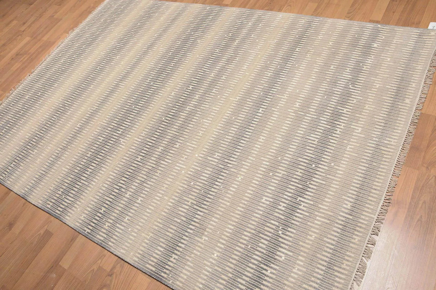6' x 9' Hand Knotted Glam Industrial 100% Wool Area rug Gray-1