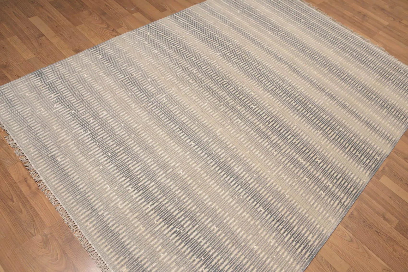 6' x 9' Hand Knotted Glam Industrial 100% Wool Area rug Gray-2