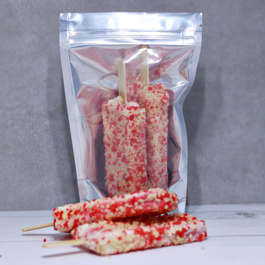 Freeze Dried Ice Cream Popsicle (Chocolate Eclair, Strawberry Shortcake)