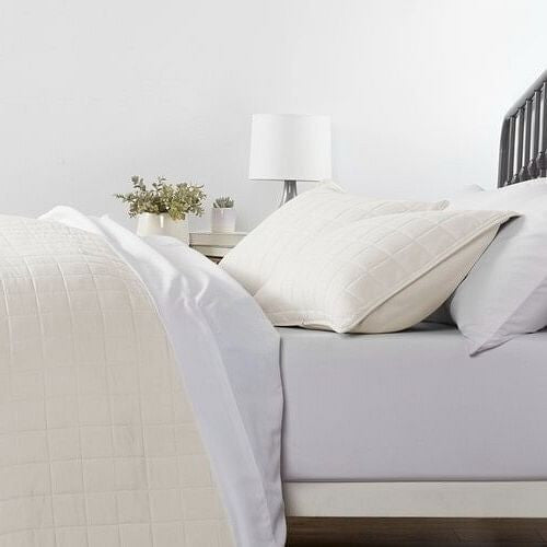 3 Piece Microfiber Farmhouse Coverlet Bedspread Set Ivory, King/California King-0