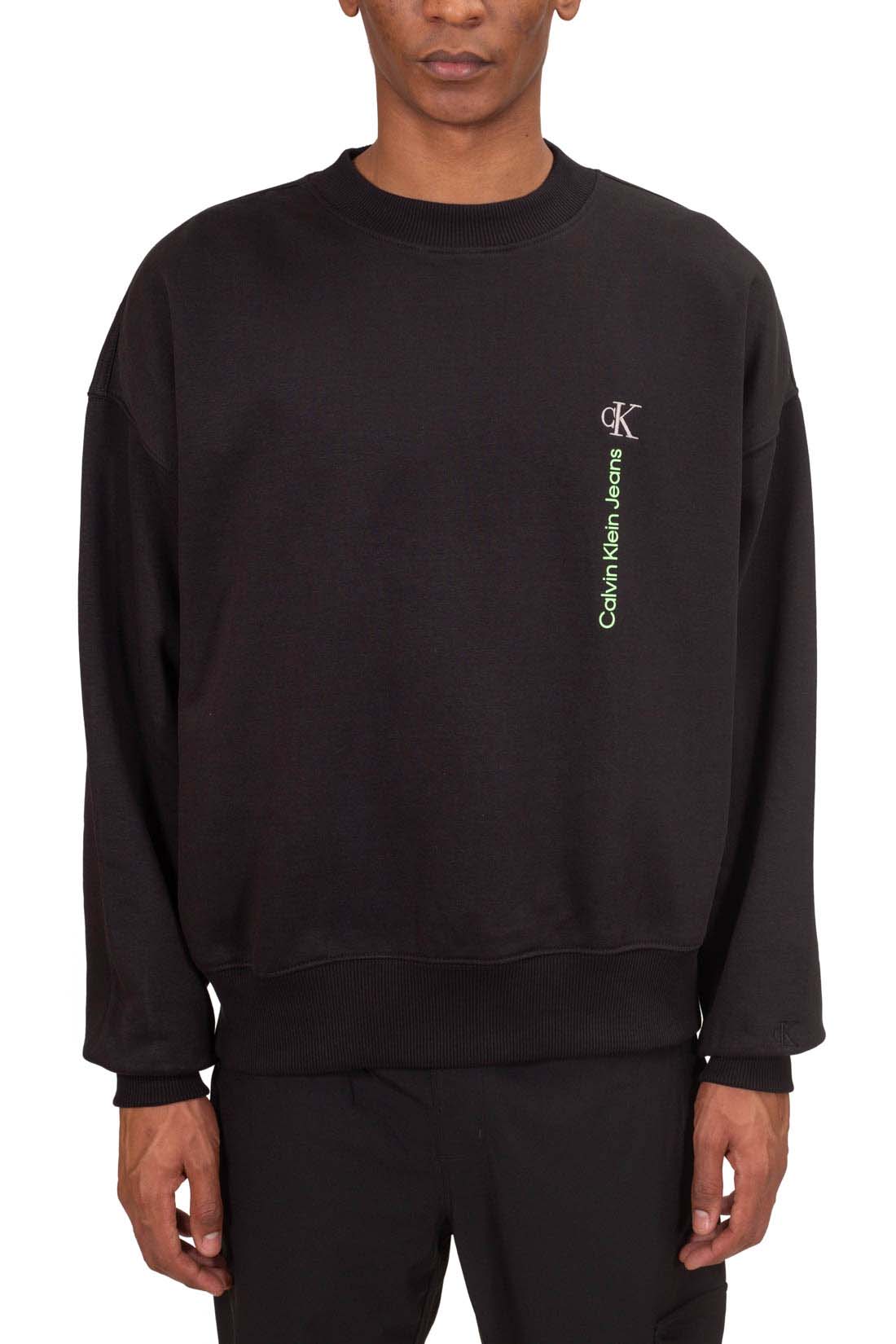 CALVIN KLEIN JEANS - Men's relaxed logo crewneck sweatshirt-13