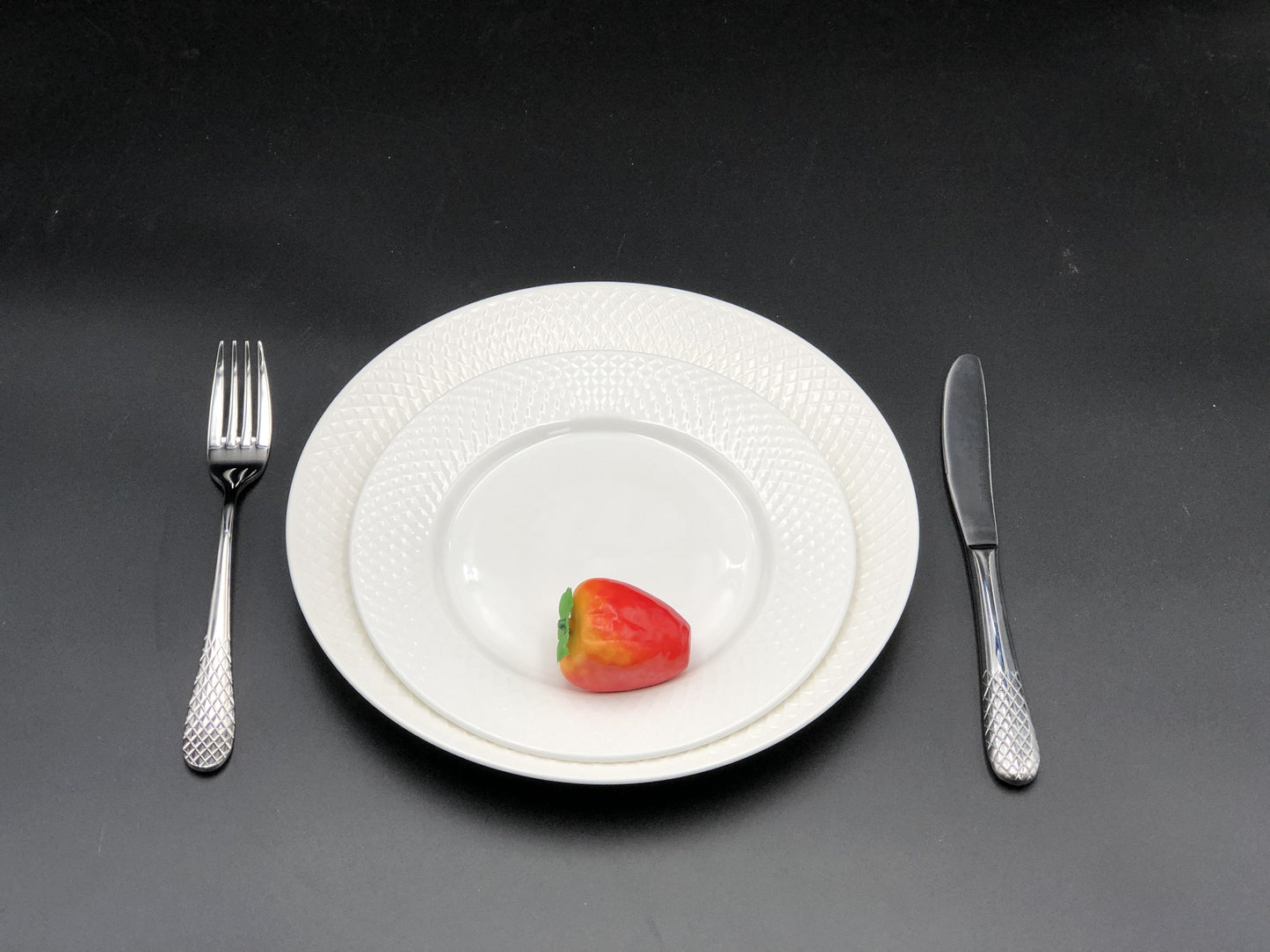 Fine Julia Porcelain 24 Piece Dinnerware Set For 6-1
