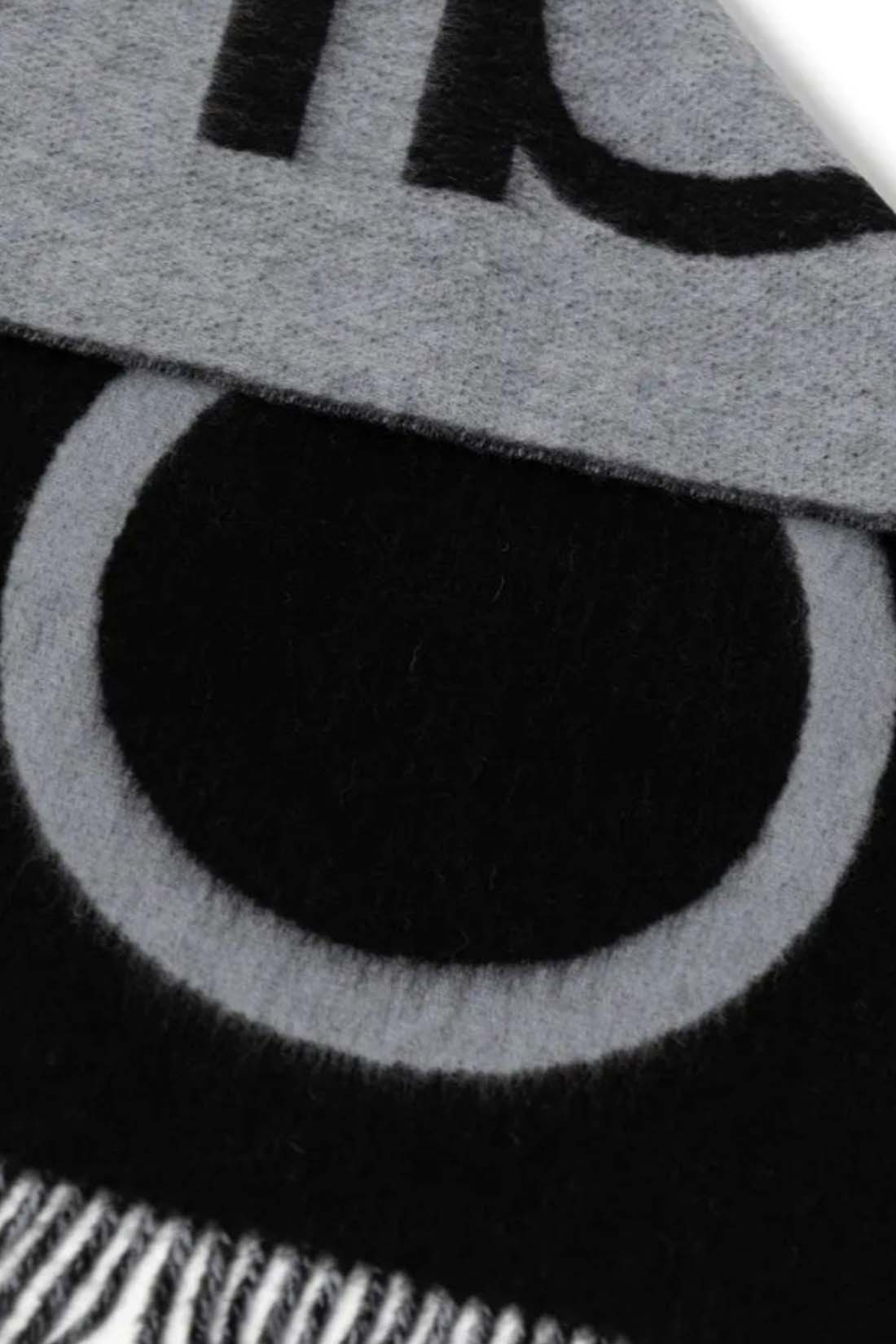 CALVIN KLEIN JEANS - Men's wool scarf with fringes-1