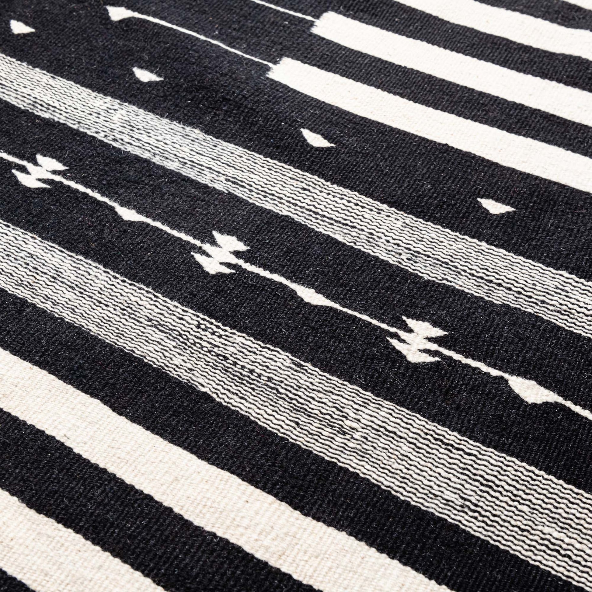 Rehhu - taznakht kilim rug-2