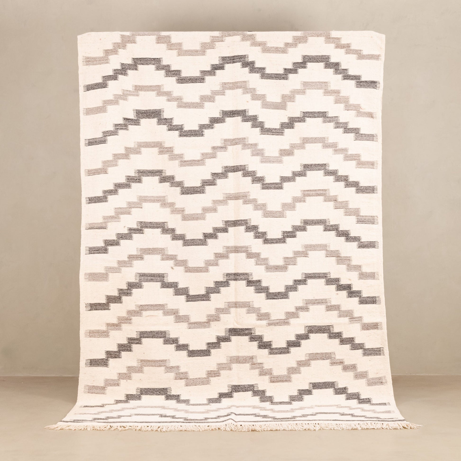 Sanabil - taznakht kilim rug-0