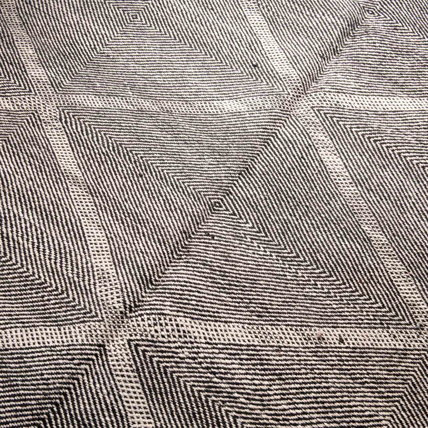 Soheir - taznakht kilim rug-2