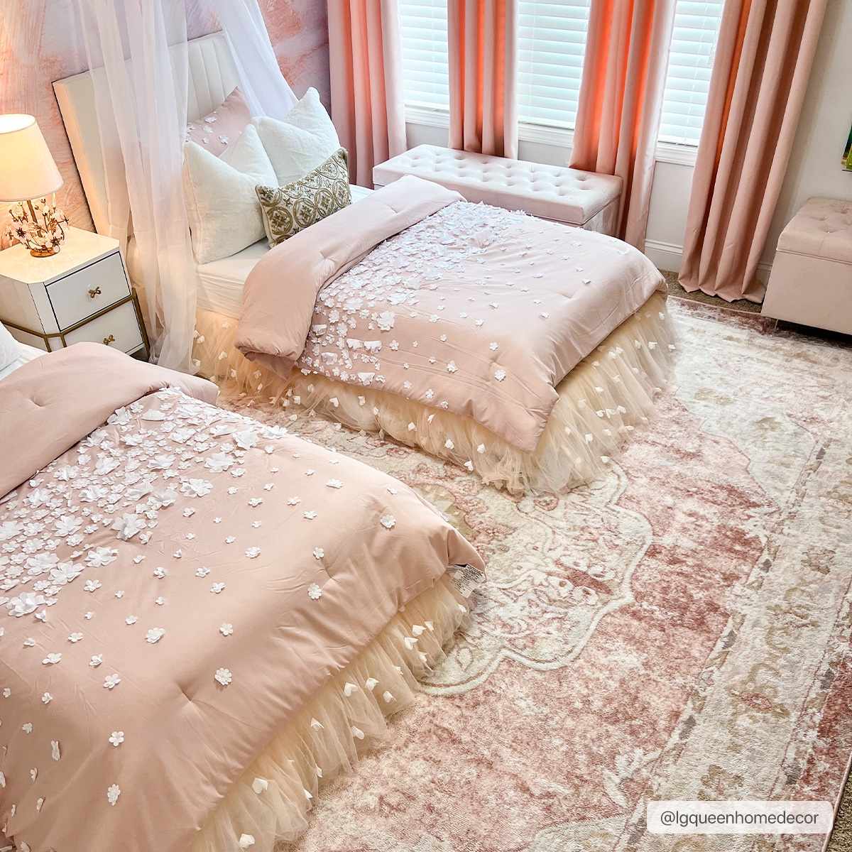 Kandos Blush & Light Pink Area Rug-1