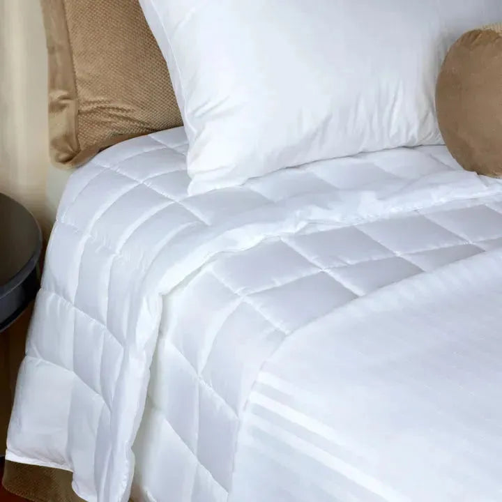 Microfiber Down Alternative Duvet Insert/Comforters-0