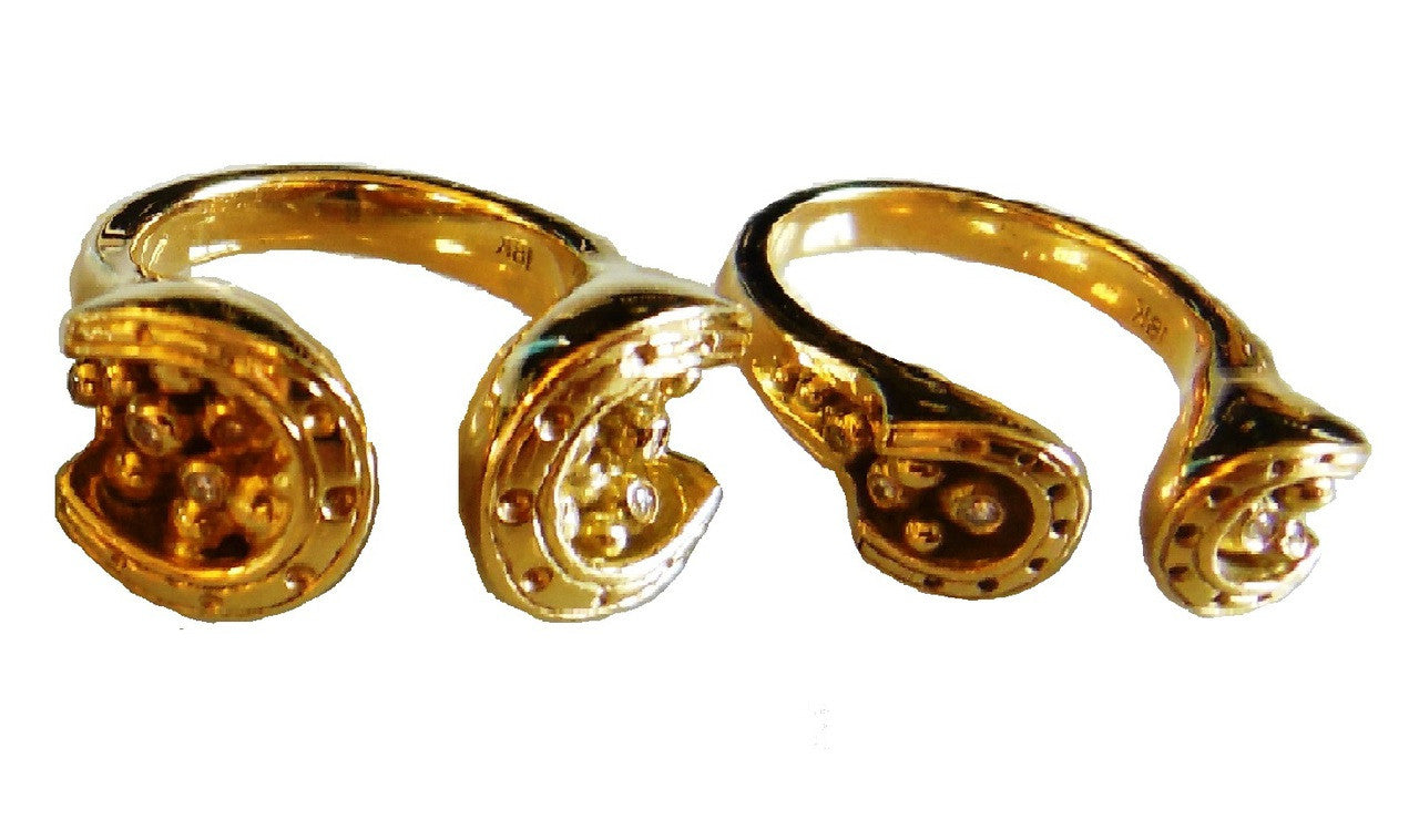 Equestrian "Lucky You" Horseshoe Ring-18K Gold with Diamonds. Large version.-4