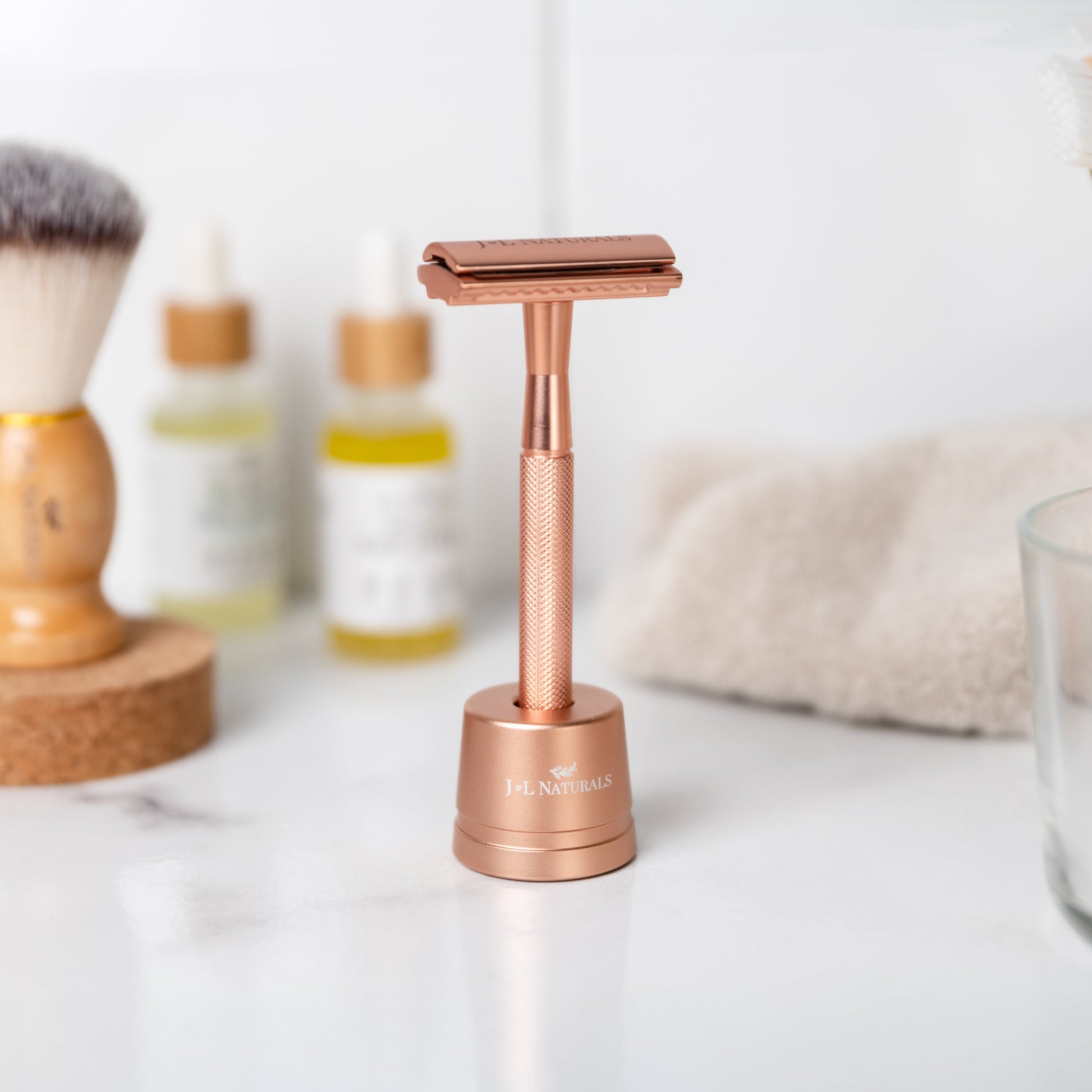 Razor Stand-0