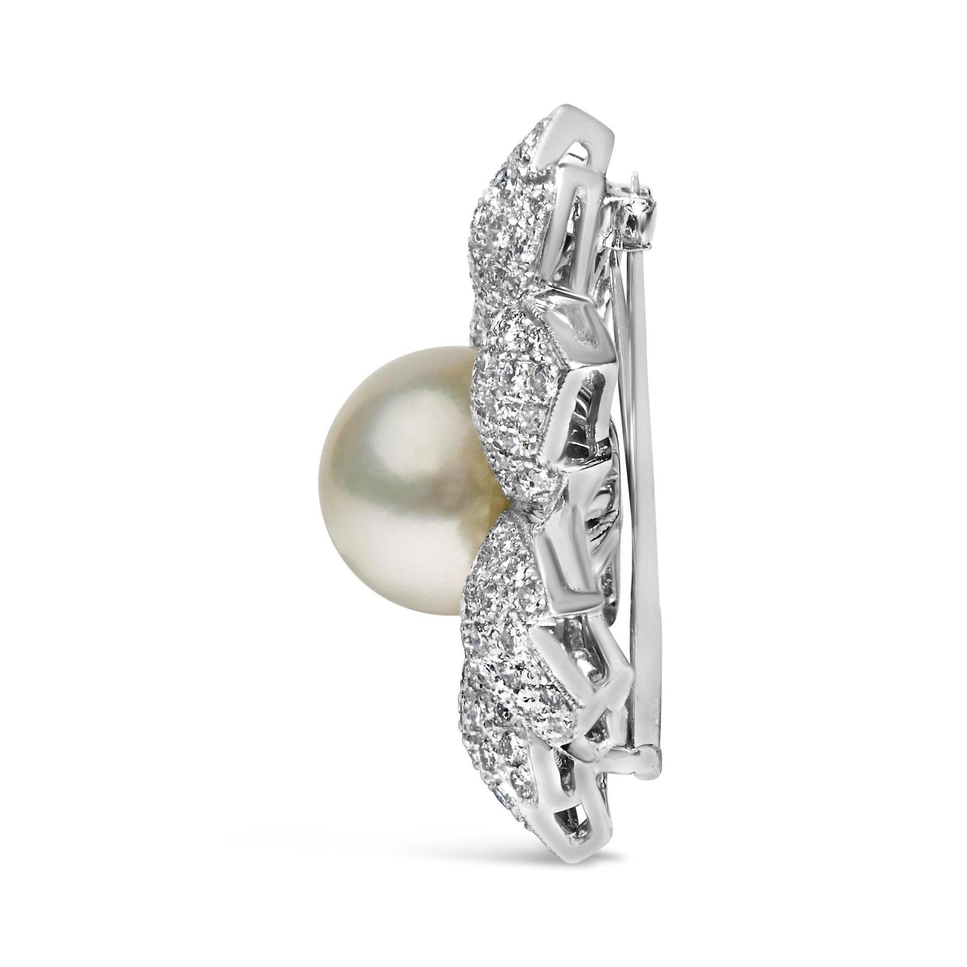 18K White Gold 2 3/4 Cttw Diamond and 12.5 MM Cultured Freshwater Pearl Floral Brooch Pin (G-H Color, VS1-VS2 Clarity)-3