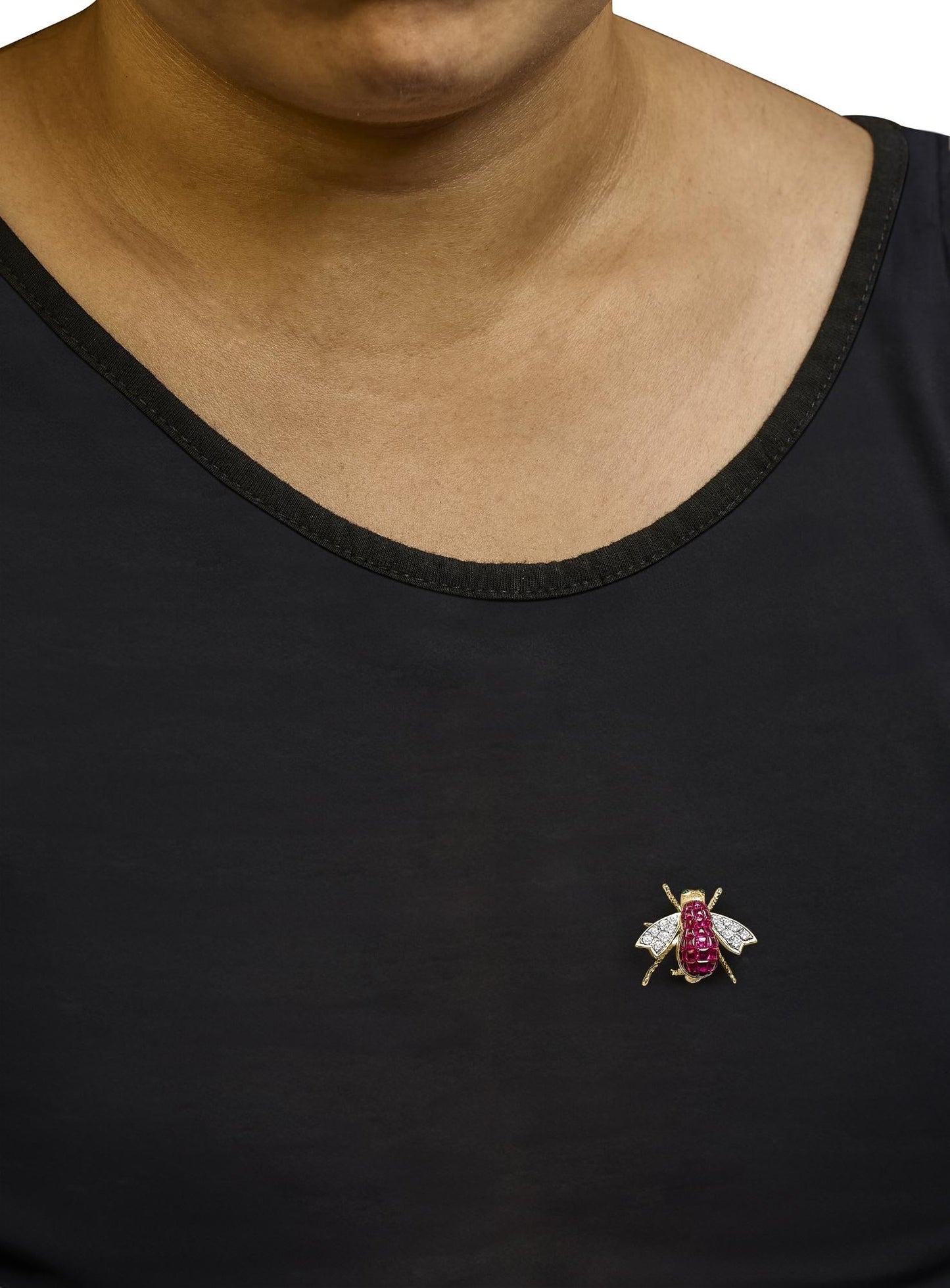 18K Yellow Gold 3/8 Cttw Diamond and 6 3/4 Cttw Red Ruby Bumblebee Brooch Pin (F-G Color, VS2-SI1 Clarity)-2