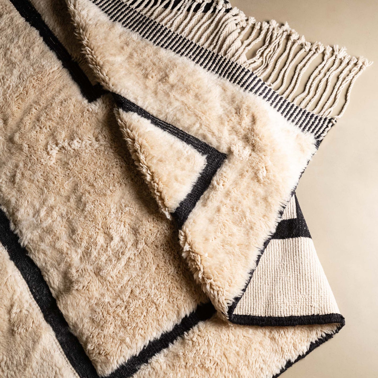 Unbalanced Ratio - Luxury Shag Moroccan Rug-3
