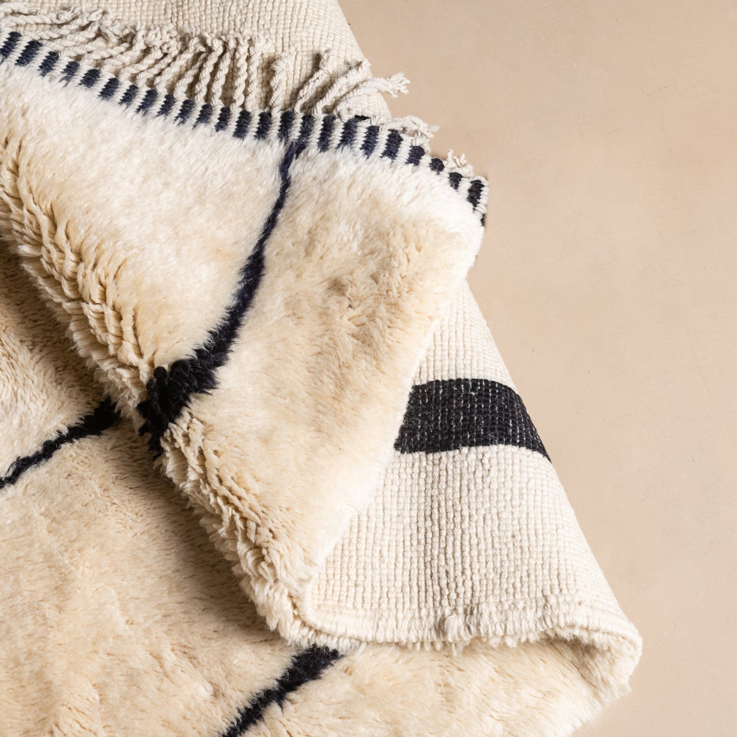 Elegant Rhythm - Luxury Shag Moroccan Rug-3